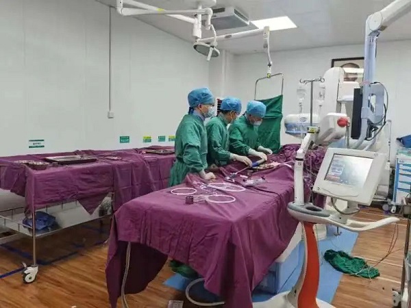 [三比三爭]全縣首例！我院成功開展主動脈夾層瘤手術(shù)